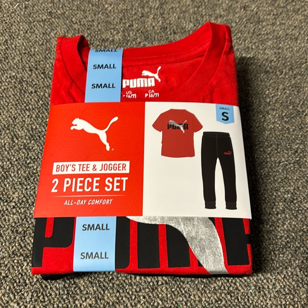 Puma Boys' 2 Piece Jogger Set Red/Black Condition: New with tags